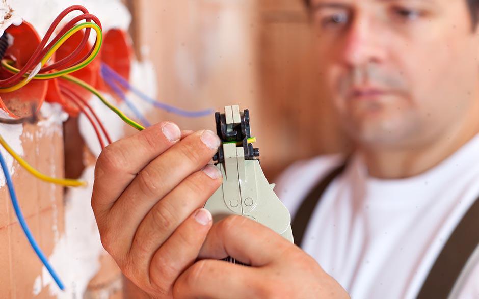 recherche électricien Saint-Thibault-des-Vignes